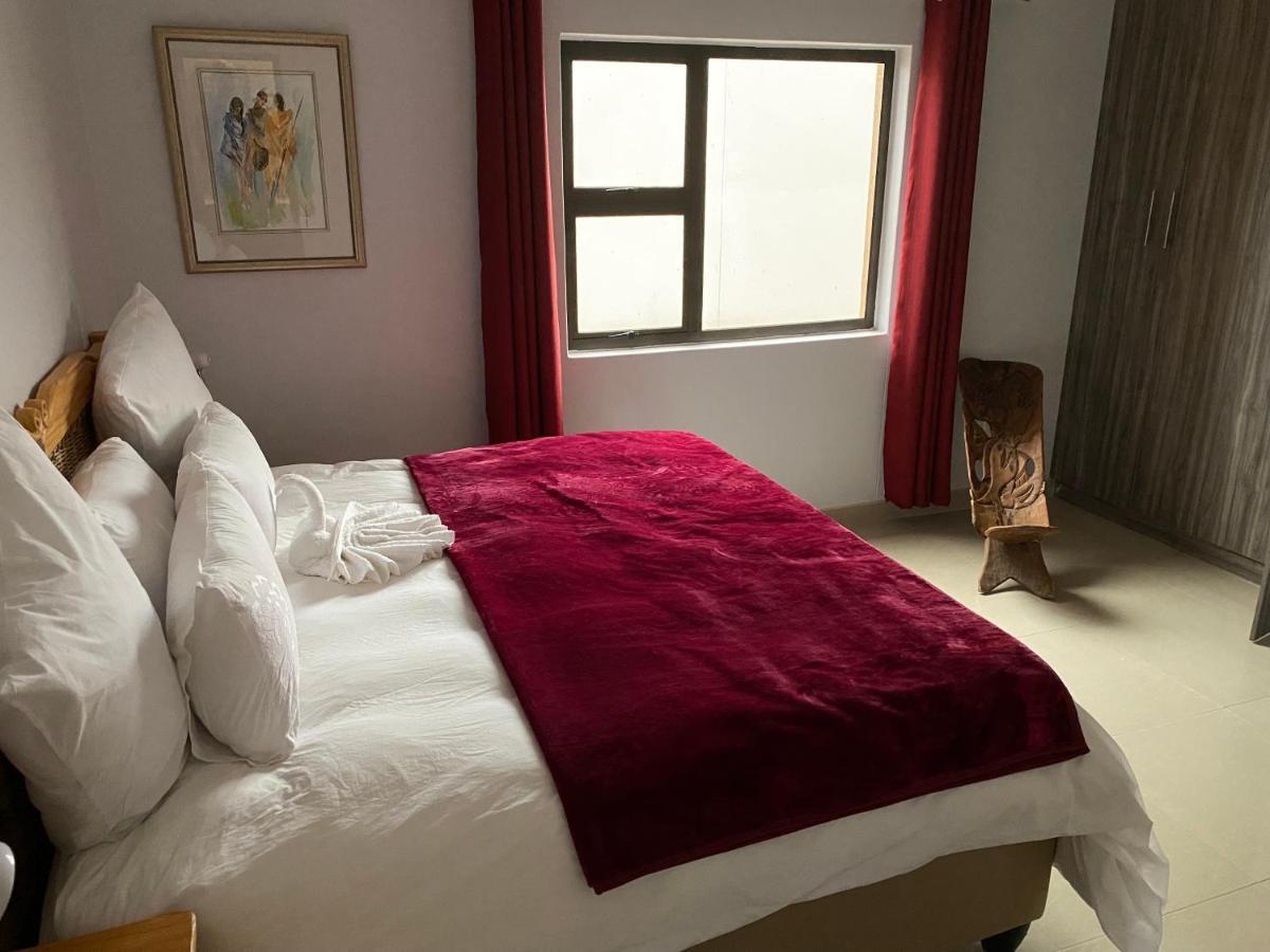 Mukulela Bed & Breakfast Уолфиш Бей Екстериор снимка